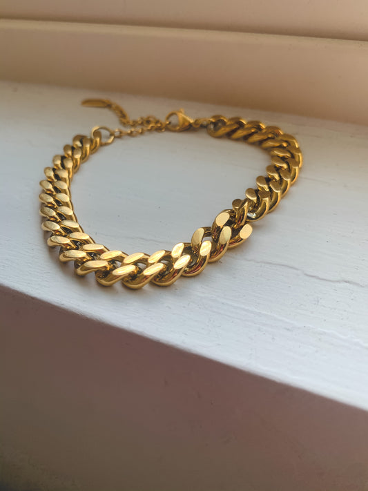 Kassi Chain Bracelet